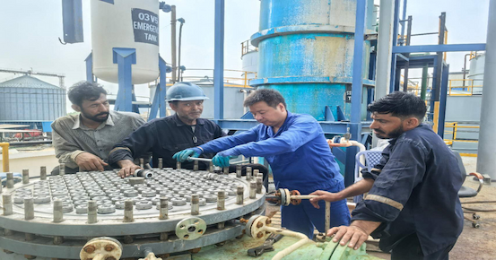 Os engenheiros da Weixian estão atualmente fornecendo serviços técnicos no local para uma planta LABSA e SLES de 6 tph no Paquistão